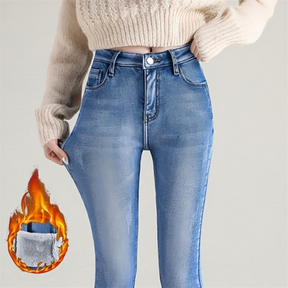 Calça Jeans Peluciada com Elastano